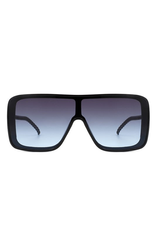 These Square Fashion Flat Top Oversize Retro Sunglasses feature a classic design that is sure to complement any look. With their large frame and sturdy construction, you can enjoy the sun in style. black