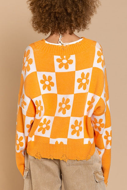 Flower checker sweater