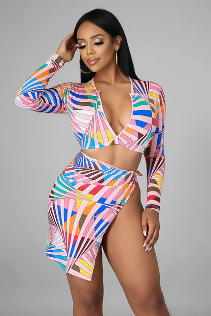 Horizon of stripes swim set